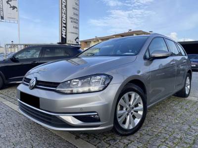 Carro usado VW Golf Variant 1.6 TDI Confortline DSG Diesel