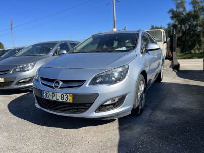Carro usado Opel Astra Caravan 1.6 CDTi Diesel