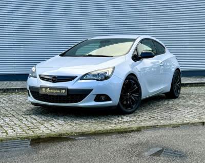 Carro usado Opel Astra GTC 1.6 CDTi S/S (136cv) Diesel