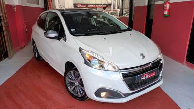 Peugeot 208 1.2 PureTech Allure