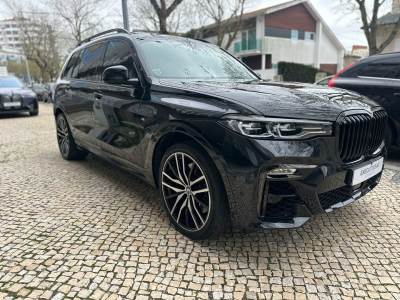 Carro usado BMW Série X X7 30 d xDrive Pack M Diesel