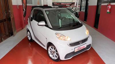 Carro usado Smart ForTwo Cabrio 1.0 mhd Passion 71 Gasolina