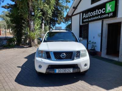 Carro usado Nissan Navara 2.5 dCi CD SE 4WD Diesel