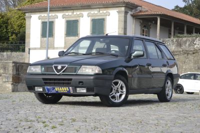 Carro usado Alfa Romeo 33 1.3 I.E Sportwagon Design by Pininfarina Gasolina