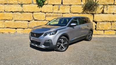 Carro usado Peugeot 5008 1.5 BlueHDi Allure EAT8 Diesel