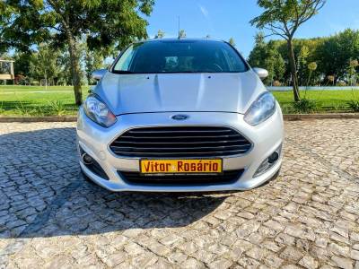 Carro usado Ford Fiesta  Gasolina