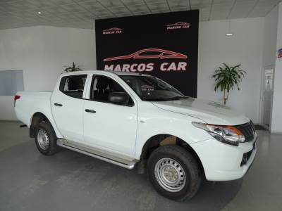 Carro usado Mitsubishi L200 2.4 DI-D CD 4Kaizen Space Cab 3L 4WD Diesel