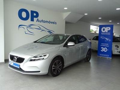 Carro usado Volvo V40 2.0 D3 Momentum Diesel