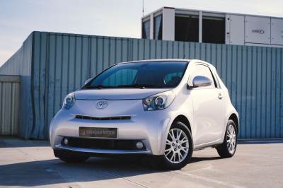 Carro usado Toyota iQ 1.4 D-4D Diesel