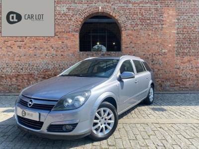 Carro usado Opel Astra Caravan 1.4 Elegance Gasolina