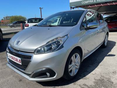 Carro usado Peugeot 208 1.2 PureTech Style Gasolina