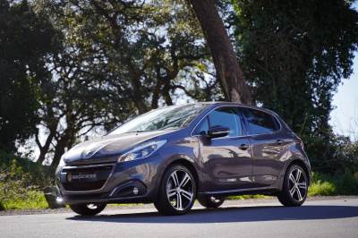 Carro usado Peugeot 208 1.2 PureTech GT Line EAT6 Gasolina