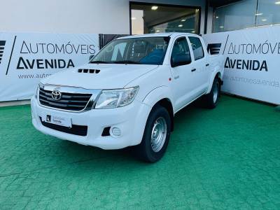 Carro usado Toyota Hilux 2.5D4D Cabine Dupla 4X4 Diesel