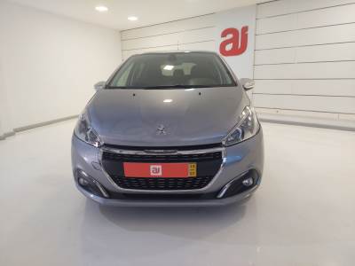 Carro usado Peugeot 208 1.2 PureTech Signature EAT6 Gasolina