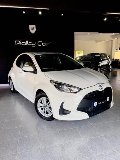 Carro usado Toyota Yaris 1.0 VVT-i Comfort Plus Gasolina