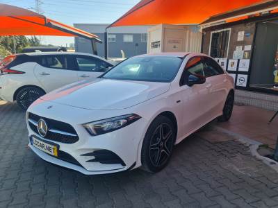 Carro usado Mercedes-Benz Classe A e AMG Line Híbrido (Gasolina)