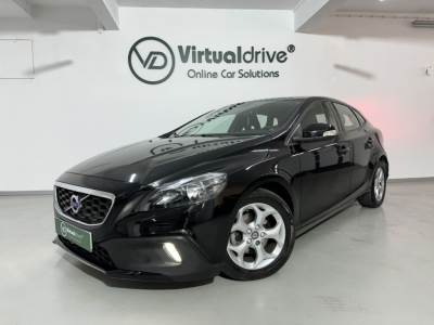 Carro usado Volvo V40 Cross Country 2.0 D2 Momentum Diesel