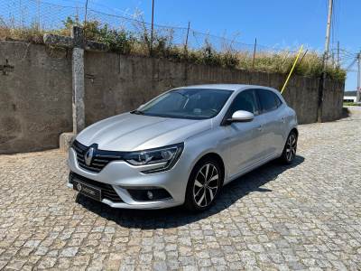 Carro usado Renault Mégane 1.5 Blue dCi Bose Edition Diesel