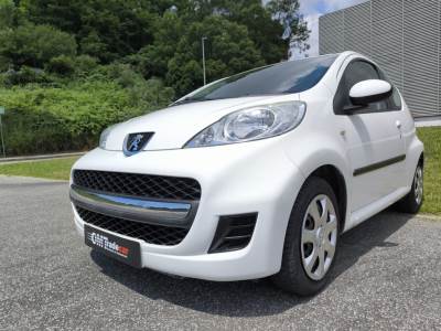 Carro usado Peugeot 107 1.0 Urban Gasolina