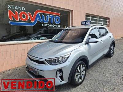 Carro usado Kia Stonic 1.2 Dynamic Gasolina