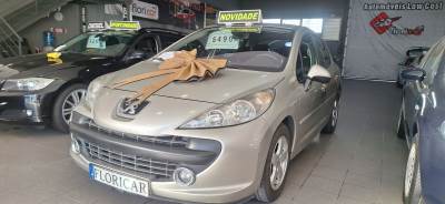 Carro usado Peugeot 207 1.4 16V Sport Gasolina