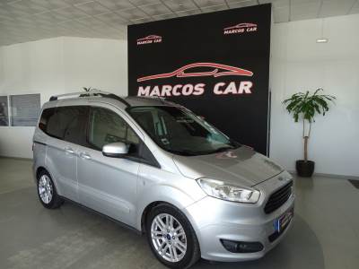 Carro usado Ford Tourneo Courier 1.5 TDCi Titanium Diesel