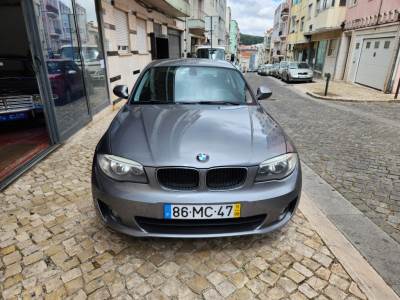 Carro usado BMW Série 1 120 D Line Sport Diesel