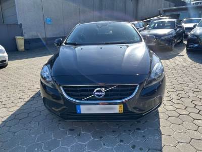 Carro usado Volvo V40 2.0 D4 Momentum Eco Diesel