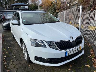 Carro usado Skoda Octavia Break 1.6 TDI Style DSG Diesel