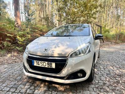 Carro usado Peugeot 208 1.6 BlueHDi Active Diesel