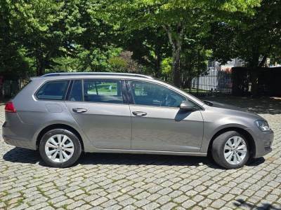 Carro usado VW Golf Variant 1.6 TDi Sportline DSG Diesel