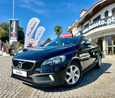 Carro usado Volvo V40 2.0 D2 Momentum Eco Diesel