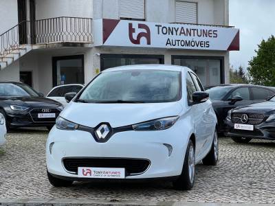 Carro usado Renault Zoe (s/ Bateria) 41 kwh Life Elétrica