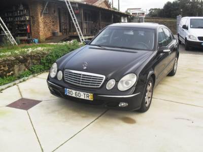 Carro usado Mercedes-Benz Classe E E 220 CDI Elegance Aut. Diesel