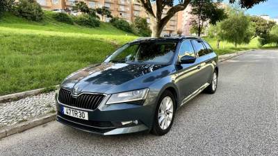 Carro usado Skoda Superb Break 1.6 TDI Style Diesel