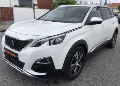 Carro usado Peugeot 5008 1.2 PureTech Allure Gasolina