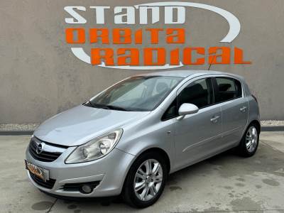 Carro usado Opel Corsa 1.2 Cosmo Gasolina