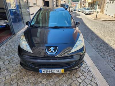 Carro usado Peugeot 207 SW 1.4 Trendy Gasolina