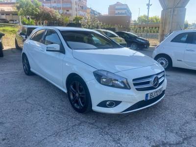 Carro usado Mercedes-Benz Classe A A 180 CDi BE Urban Aut. Diesel