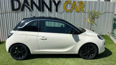 Carro usado Opel Adam 1.0 S&S Black Jack Gasolina