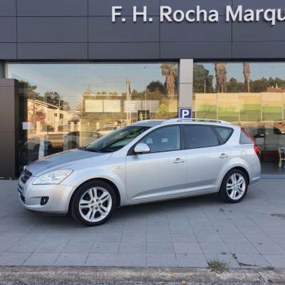 Carro usado Kia Ceed SW 1.4 CVVT EX ISG Gasolina