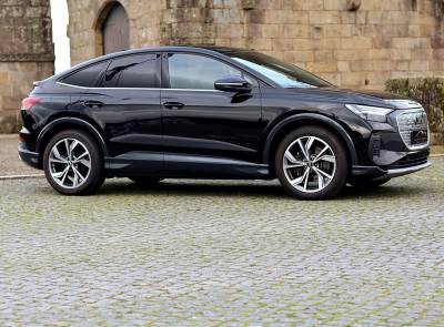 Carro usado Audi Q4 Sportback e-tron 50 quattro 82 kWH Elétrico