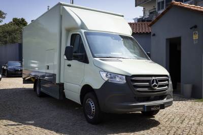 Pesado usado Mercedes Benz Sprinter 55 COMEAR LIGHTAIL 1 Diesel