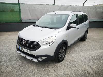 Carro usado Dacia Lodgy 1.5 dCi Stepway 7L Diesel