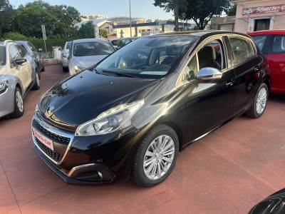 Carro usado Peugeot 208 1.2 PureTech Allure EAT8 Gasolina