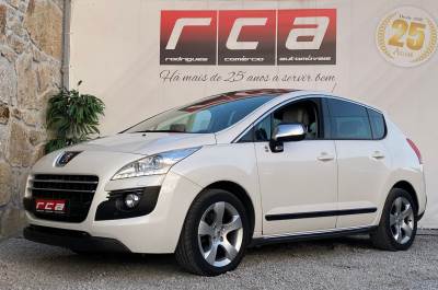 Carro usado Peugeot 3008 2.0 HDi Hybrid4 Híbrido (Gasóleo)