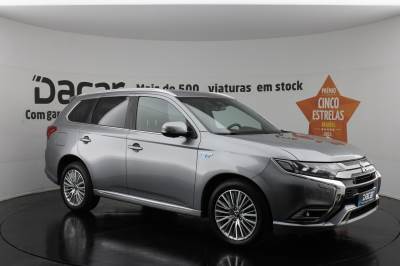 Carro usado Mitsubishi Outlander 2.4 PHEV INSTYLE (AUTO) Híbrido (Gasolina)