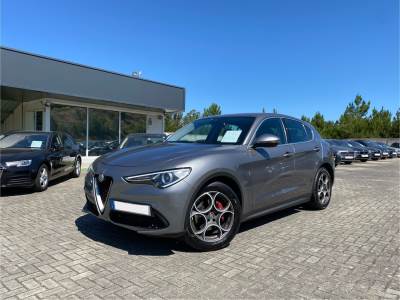 Carro usado Alfa Romeo Stelvio 2.2 D Super AT8 Diesel