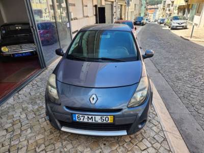 Carro usado Renault Clio 1.2 16V Dynamique S Gasolina