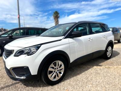 Carro usado Peugeot 5008 1.2 PureTech Style Gasolina